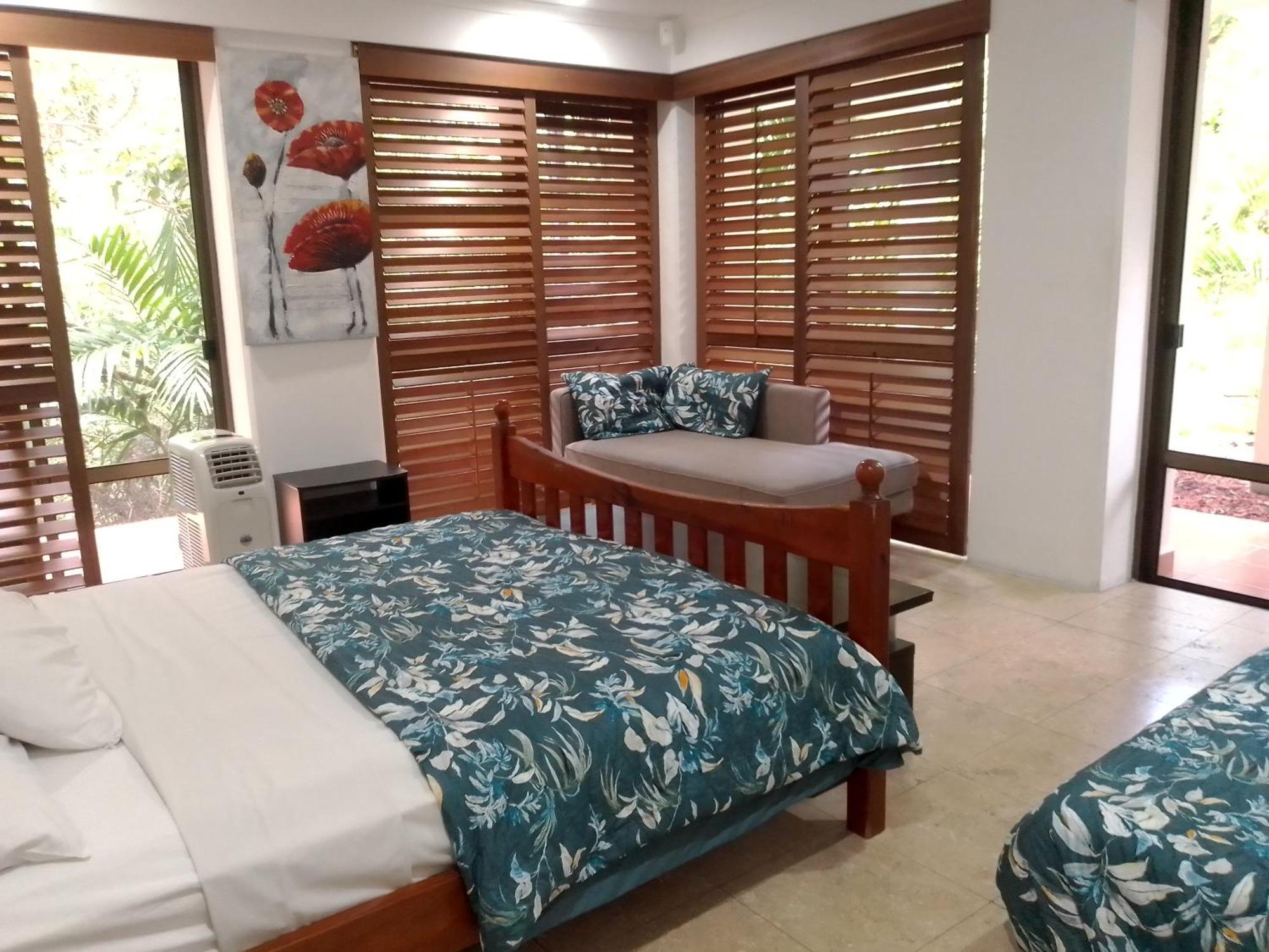 Yachtsmans Paradise, Whitsundays Hotel Еърли Бийч Стая снимка